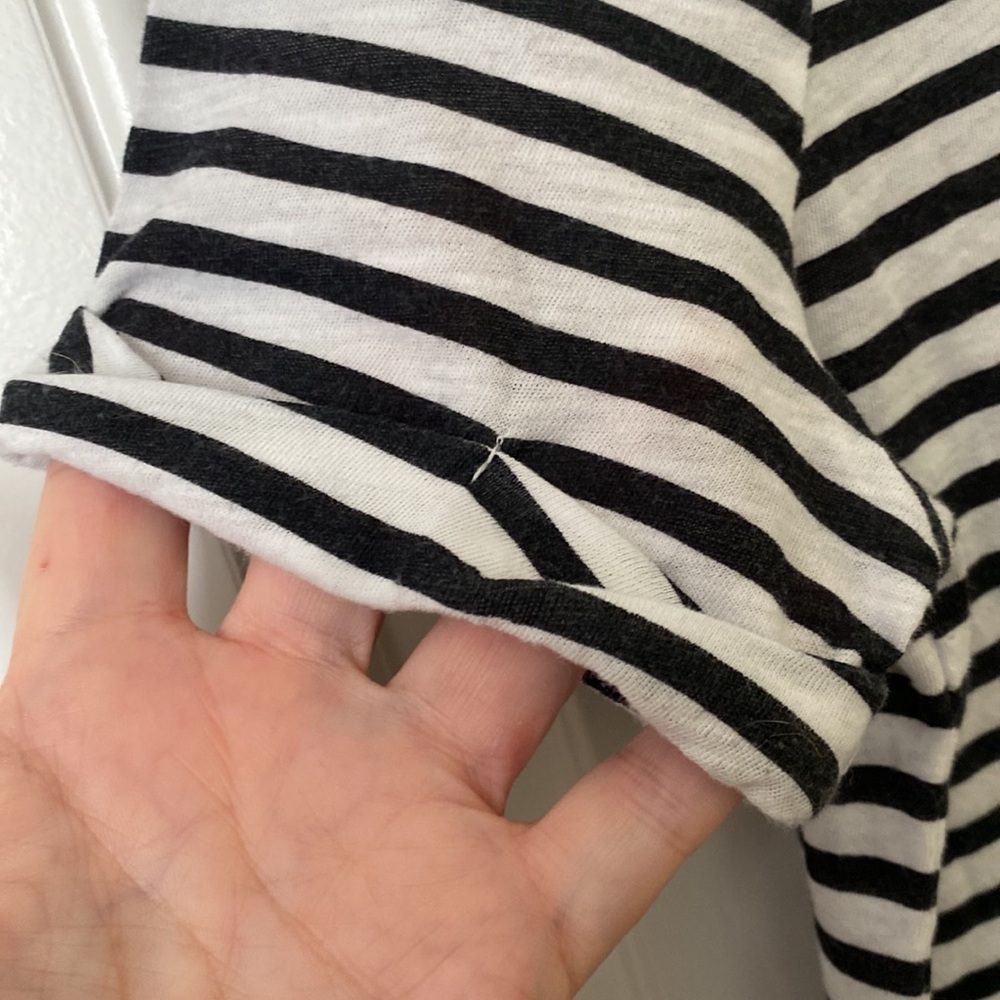 PINK black and white stripe t-shirt - Picture 2 of 5